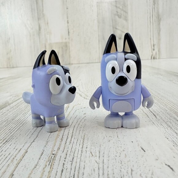 Bluey Figure Socks Heeler Cousin Puppy AND Standing Replacement Family Blue NEW - Picture 1 of 16